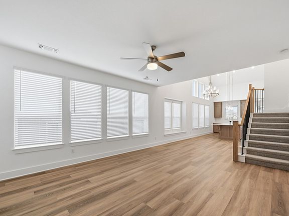 7th image of this home