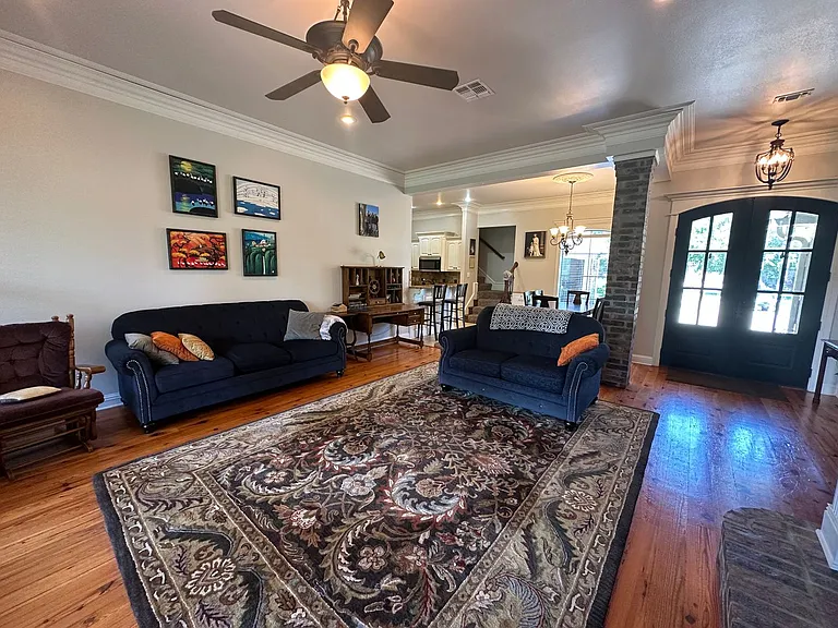 802 Grey Fox Cir — Photo 2