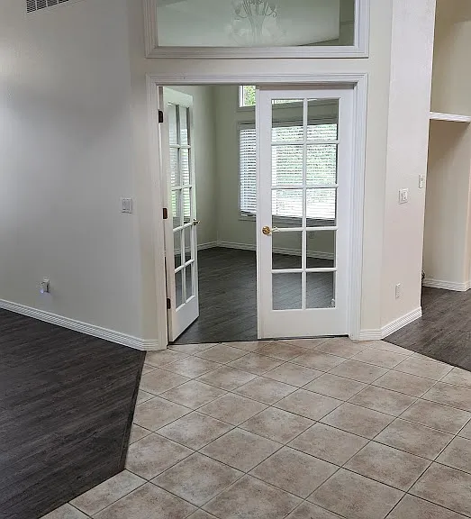 Large Study/Office