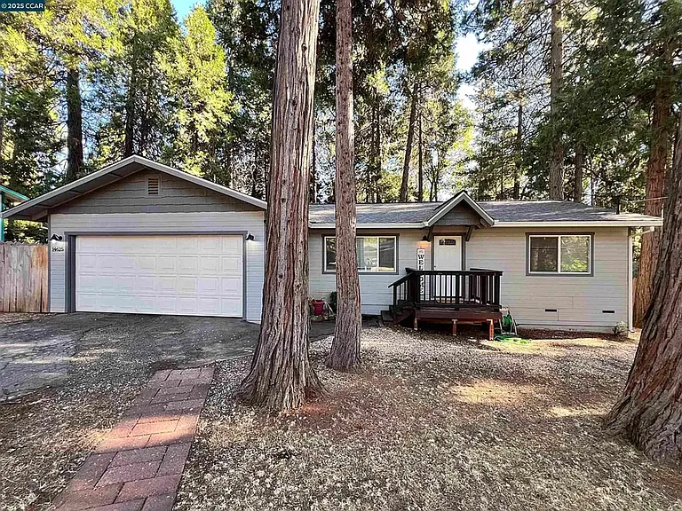 14625 Bridgeport Cir — Photo 1