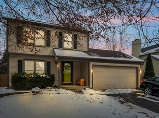 213 Pinoak Ct, Delaware, OH