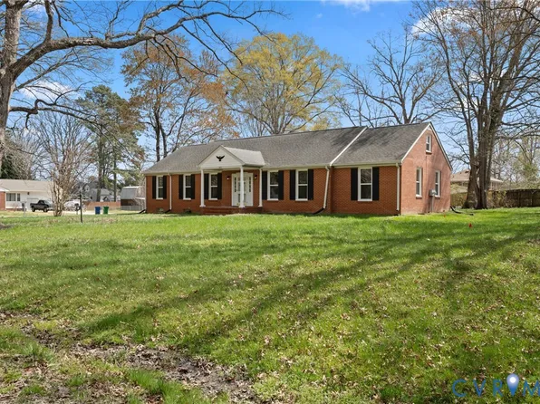 1677 Forest Glenn Cir, Chester, VA 23836