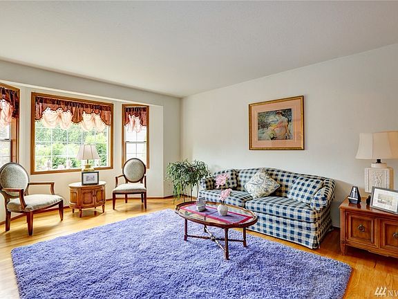3rd image of 1127 188th Pl SW
