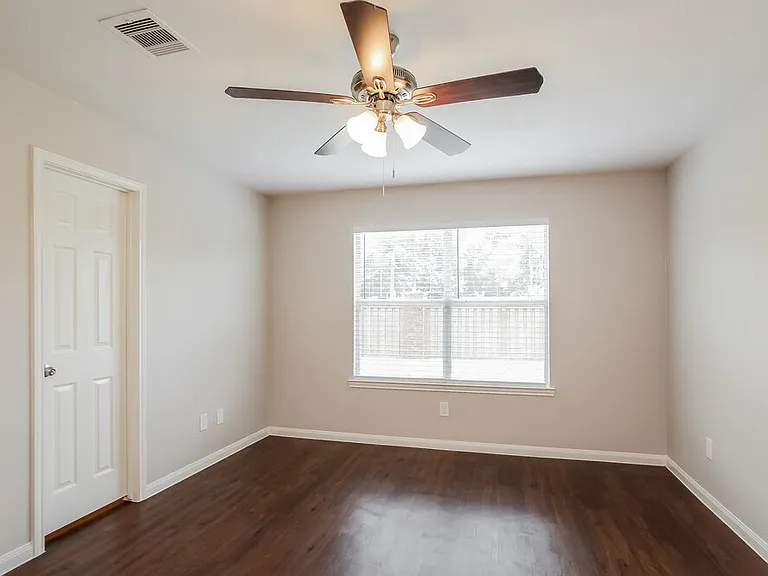 3626 Maris Way — Photo 10