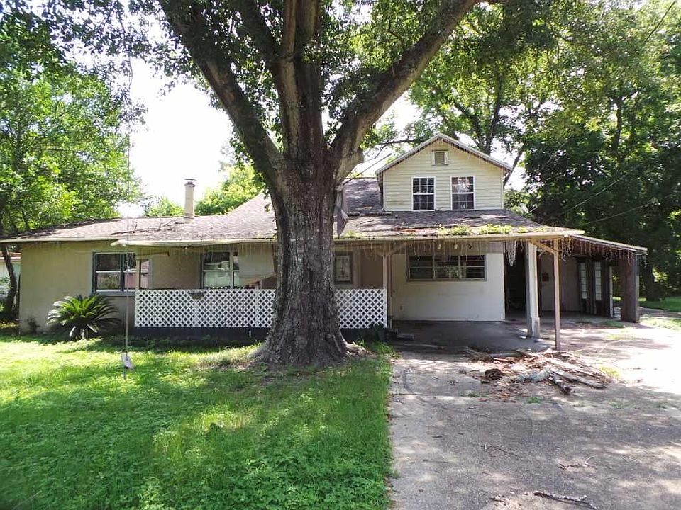 1st image of 10 Benson Pl