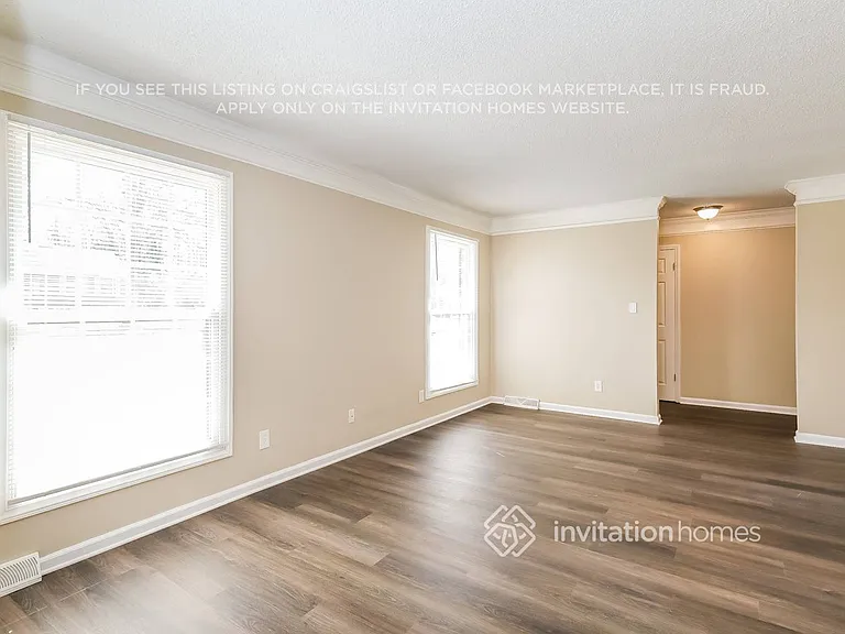 4629 Dawnwood Dr — Photo 3