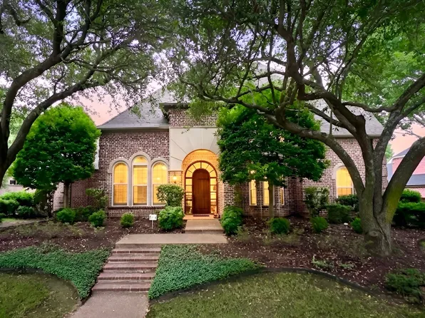 906 Glen Rose Dr, Allen, TX 75013