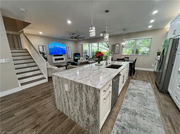 7009 Romana WAY #1602, NAPLES, FL 34119