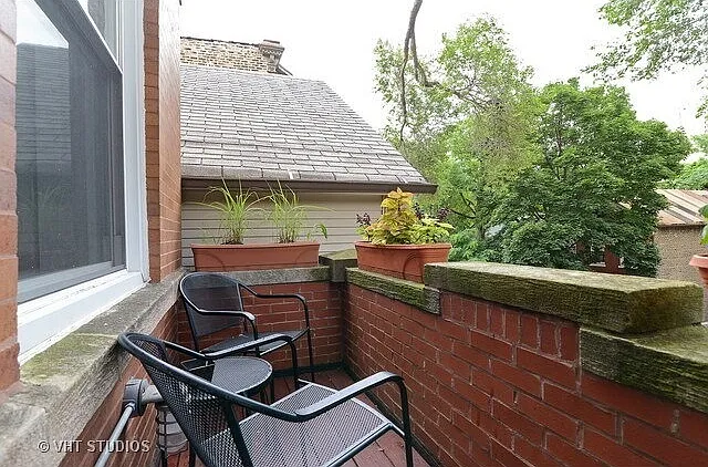 1078 N Marshfield Ave #2 — Photo 13