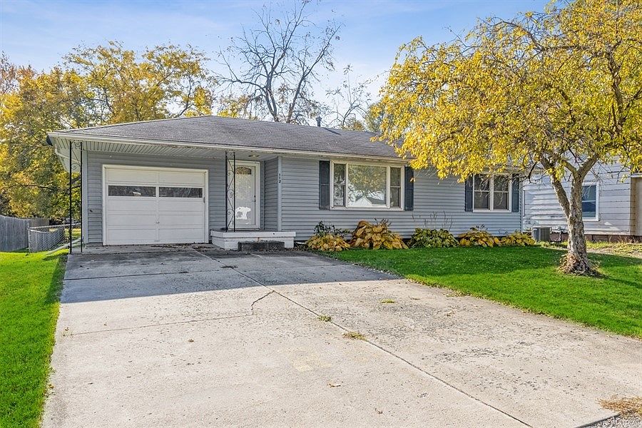 112 5th St NW, Mitchellville, IA 50169 Zillow