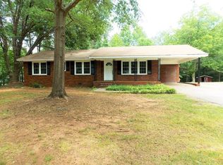 523 Dan Waters Rd, Commerce, GA 30530