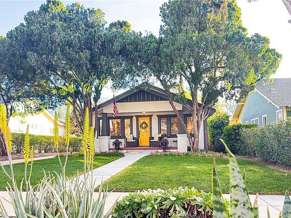 2nd image of 4032 Elmwood Ct