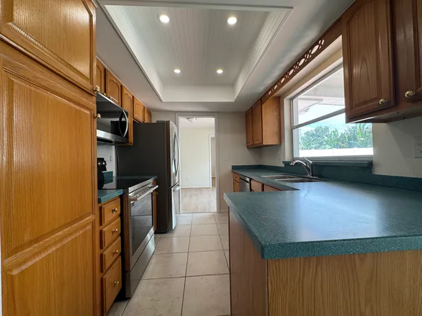 13204 84th Ter, Seminole, FL 33776