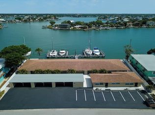 2307 Bay Blvd APT 5, Indian Rocks Beach, FL 33785