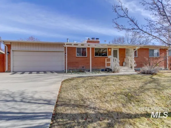 2822 S Laurelhurst Dr, Boise, ID 83705