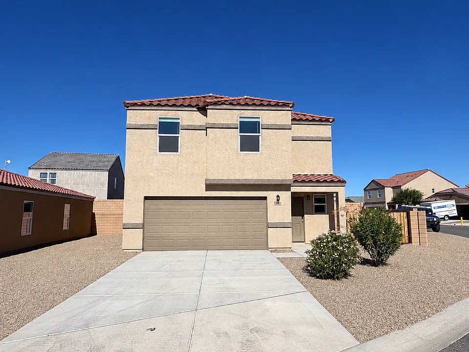 2403 Granite Cir