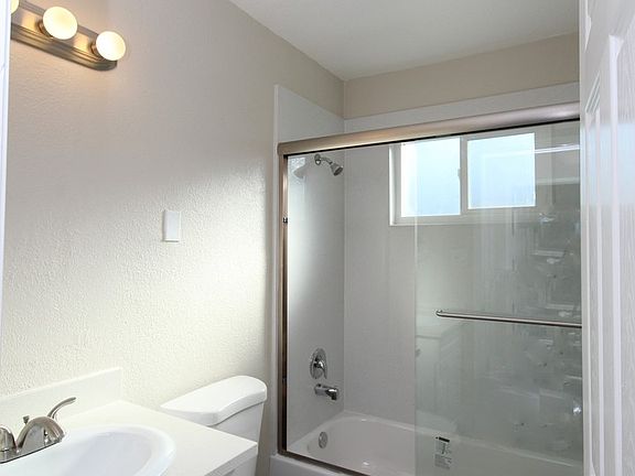 5th image of 7616 18th Ave