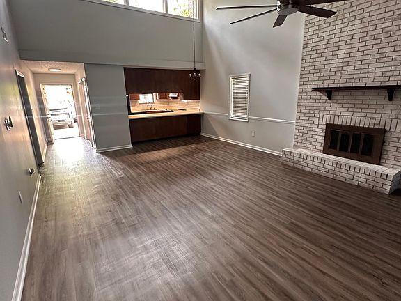 3rd image of 2228 Stracener Way