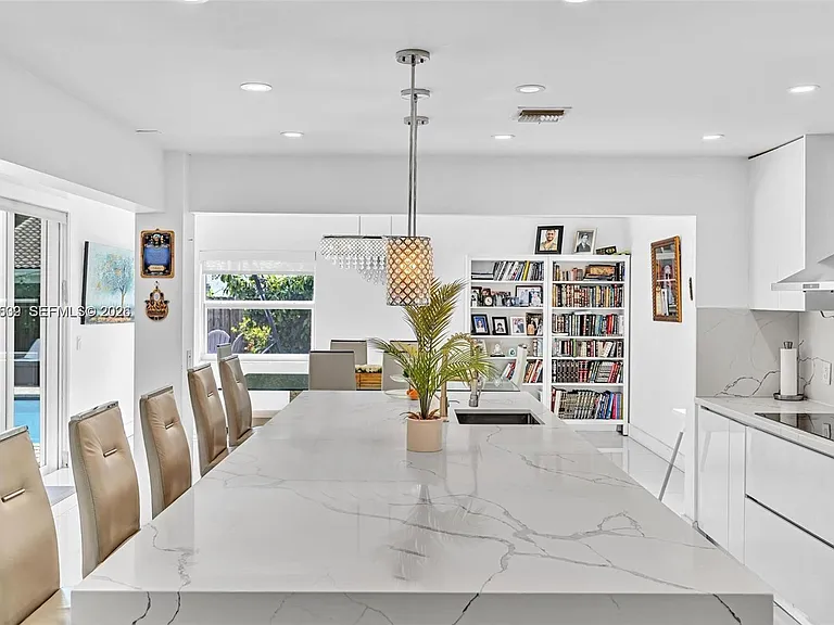 3877 Bimini Ave — Photo 8