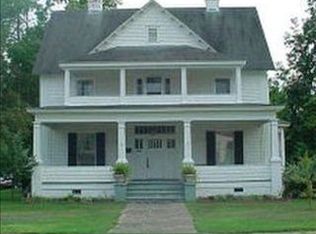 105 W Washington St, La Grange, NC 28551