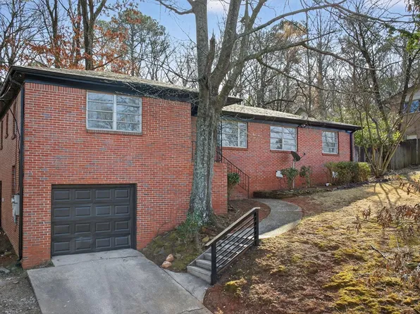 8961 Glendale Dr, Birmingham, AL 35206