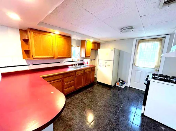 2282 Seneca St #2, Buffalo, NY 14210