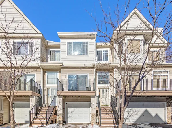 2312 Eagle Trace Ln, Woodbury, MN 55129