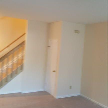 4th image of 205 Quarter Trl APT G