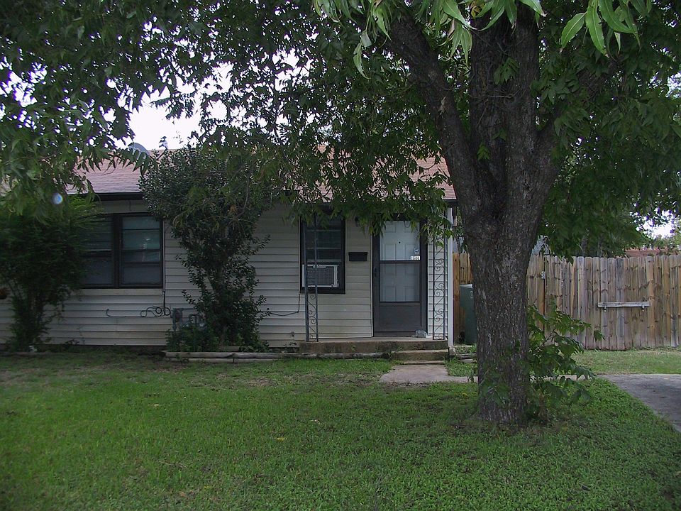 1st image of 1500 Massey St