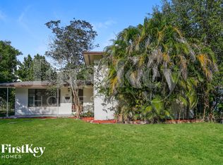 1315 NE 203rd St, Miami, FL 33179