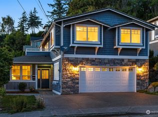 6002 SW Orleans St, Seattle, WA 98116