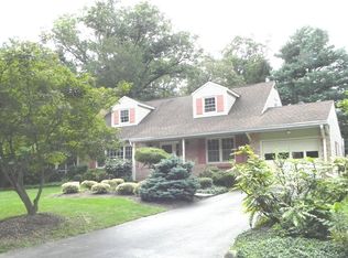 2216 Old Orchard Rd, Wilmington, DE 19810