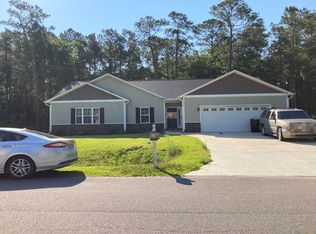 212 Peters Ln, Jacksonville, NC 28540