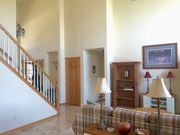 5th image of 410 John Marshall Ln