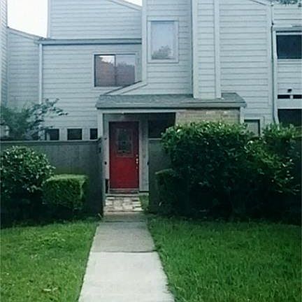 2nd image of 1523 Prairie Grove Dr