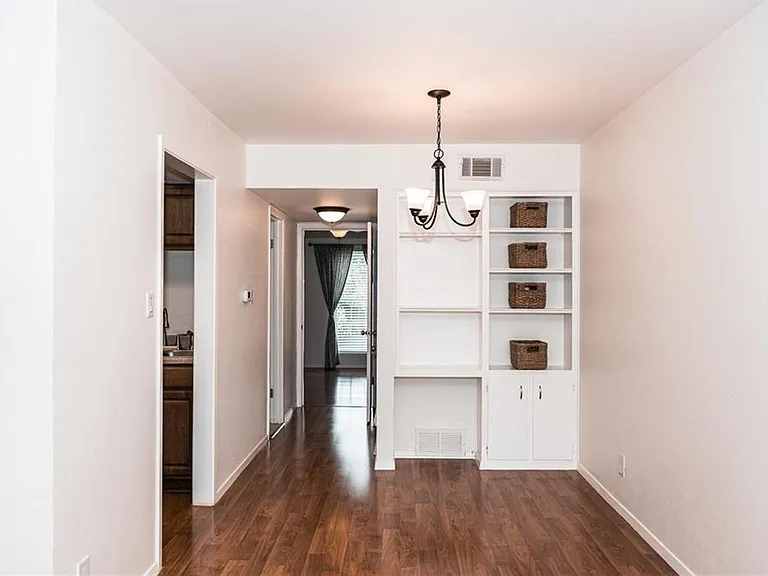 2425 Ashdale Dr #60 — Photo 4