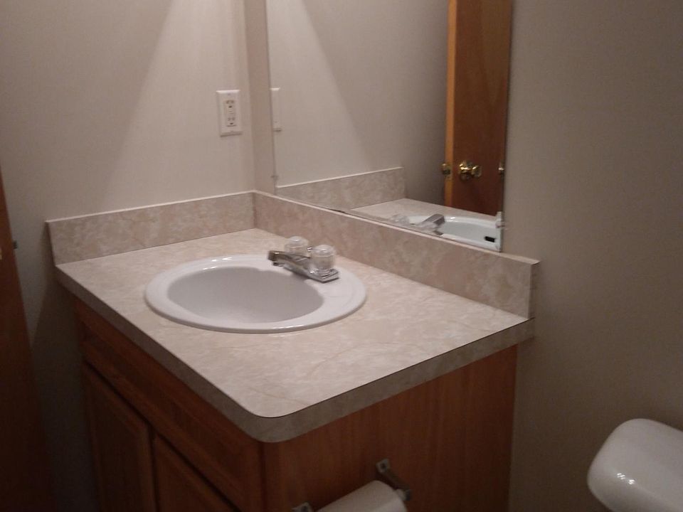 1st image of 30300 Wedgewood Cir