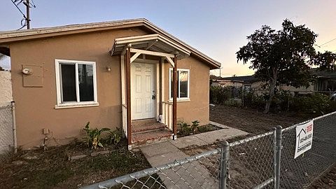 1st image of 11382 Violeta St