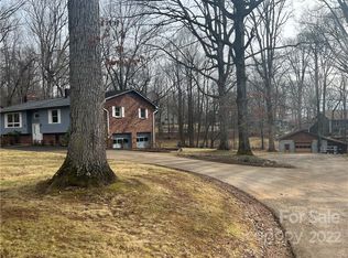 238 Ledbetter Rd, Arden, NC 28704