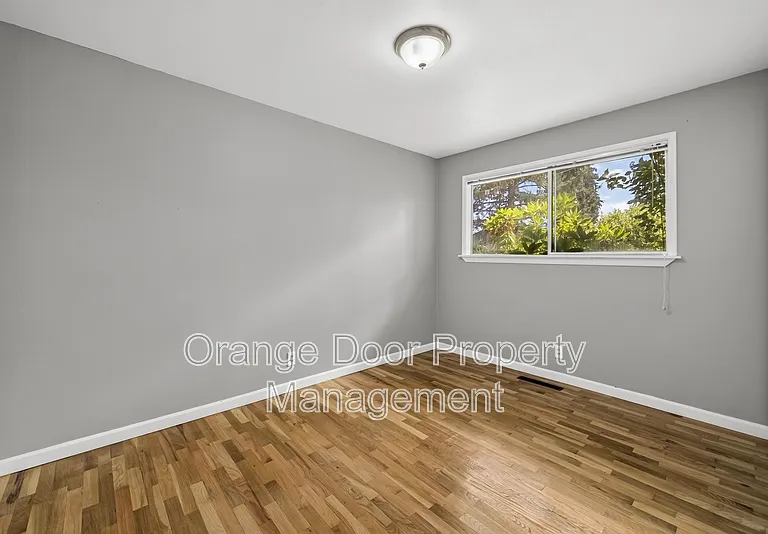 1611 Wheeler St S #1 — Photo 16