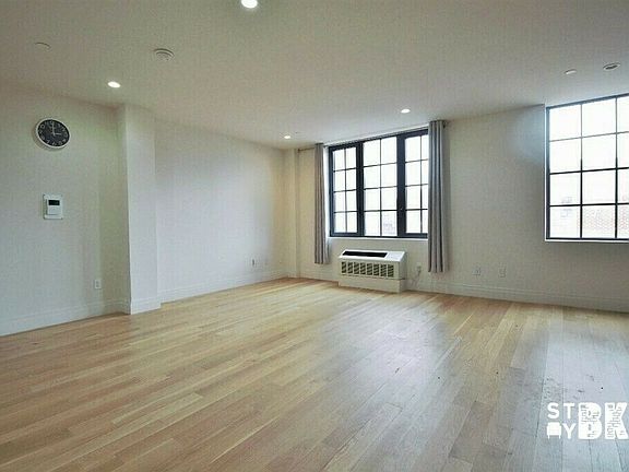 4th image of 1005 Atlantic Ave #5D