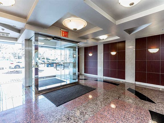4th image of 210-50 41st Ave #3H