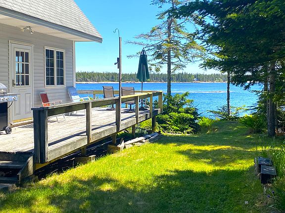 3rd image of 183 Lighthouse Point Road