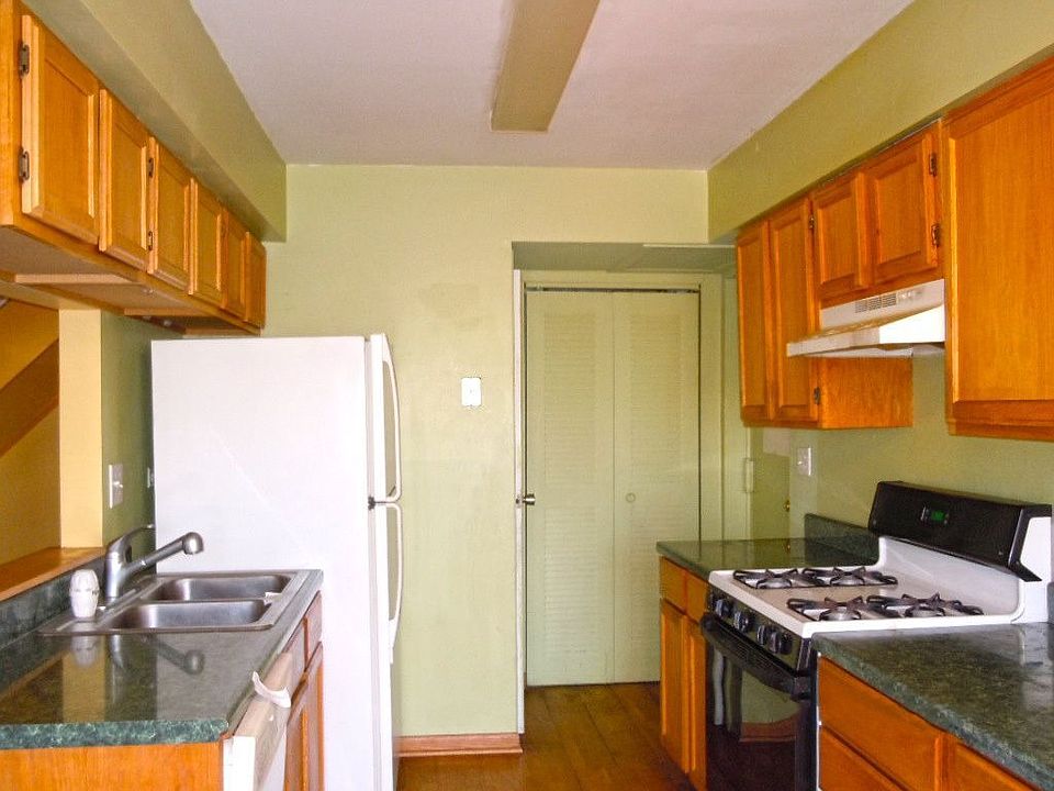 1223 Elder Ct Wheeling IL Zillow