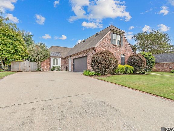 2nd image of 114 Innisbrook Dr