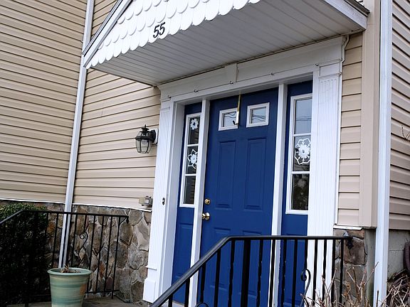2nd image of 55 Woodcrest Ave