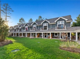 Townhouses On The Green, Wyoming, RI 02898