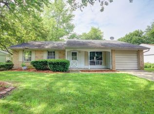 3205 Brentwood Dr, Champaign, IL 61821