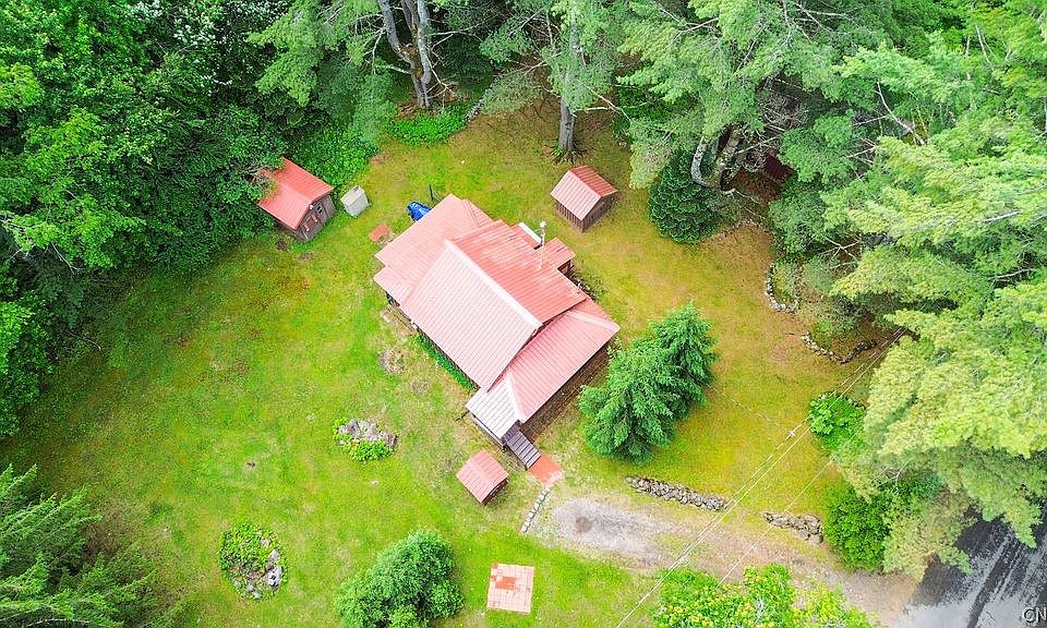 10th image of 134 Bull Hill Rd