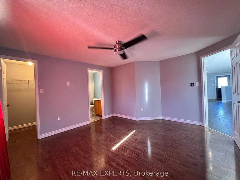 4 Ambler Bay #UPPER — Photo 15